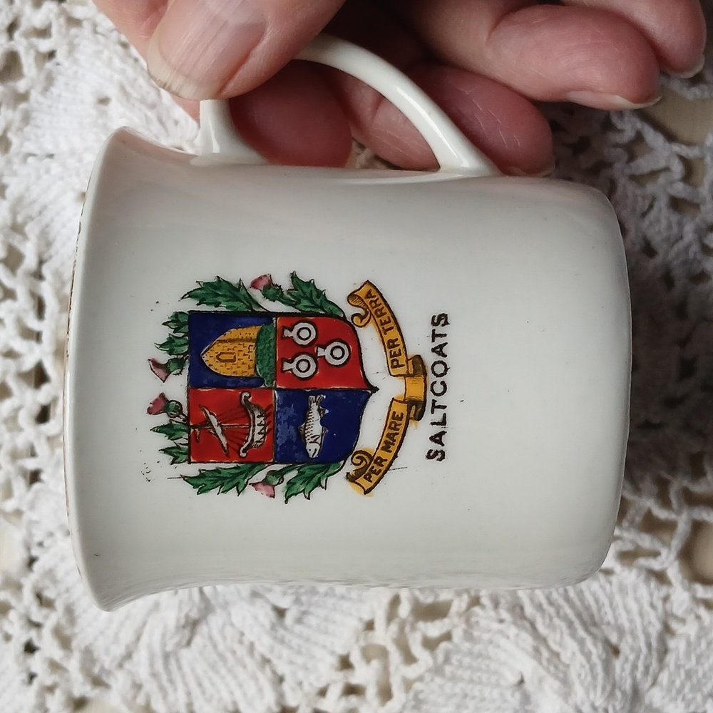 Antique CR & Co Glasgow Caledonia China Cup